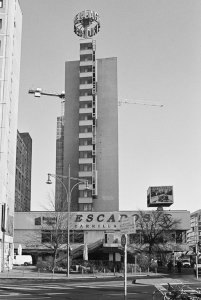 Ein Jahr Berlin - Ein Fotomagazin von Lars Gehrlein